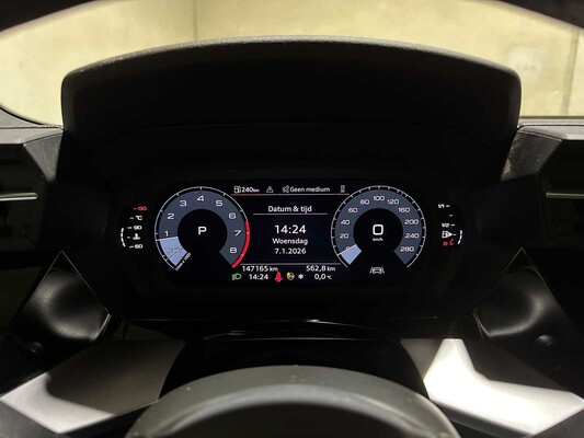 Audi A3 Limousine 35 TFSI Pro Line 150pk 2023 (Origineel-NL + 1e Eigenaar), X-645-JF