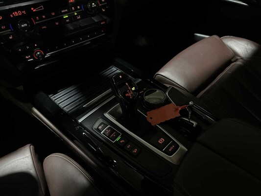 BMW X5 xDrive40d High Executive 313hp 2015, 4-ZGF-08