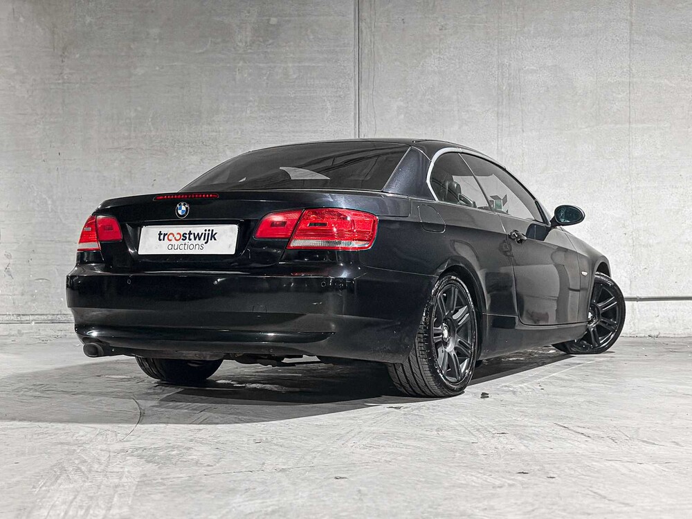 BMW 320i Convertible 170hp 2009 3-Series E93, XK-462-D