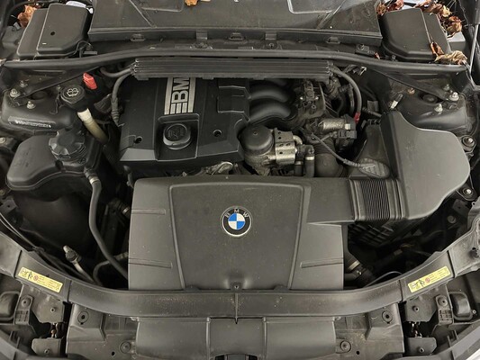 BMW 320i Convertible 170hp 2009 3-Series E93, XK-462-D