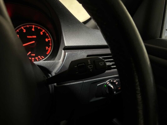 BMW 320i Convertible 170hp 2009 3-Series E93, XK-462-D