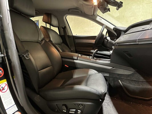 BMW 750i 4.4 V8 409hp 2009 F01 7-series, GSV-72-V Youngtimer
