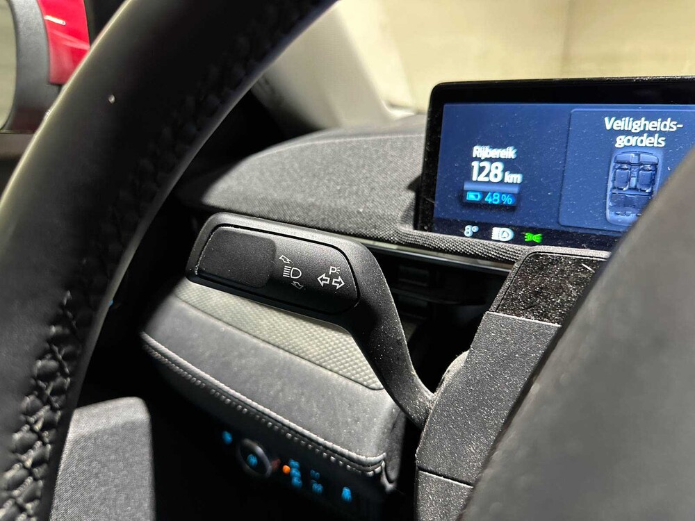 Ford Mustang Mach-E RWD 75 kWh 269hp 2021 (Original-NL + 1st Owner), N-382-TV