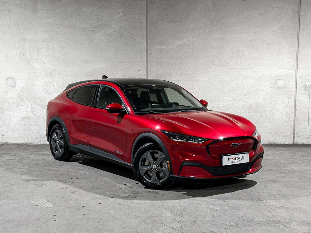 Ford Mustang Mach-E RWD 75 kWh 269hp 2021 (Original-NL + 1st Owner), N-382-TV