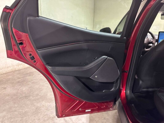 Ford Mustang Mach-E RWD 75 kWh 269hp 2021 (Original-NL + 1st Owner), N-382-TV