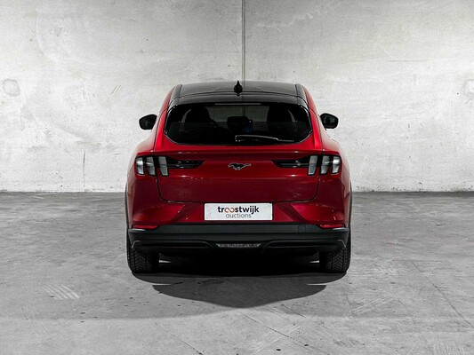 Ford Mustang Mach-E RWD 75 kWh 269hp 2021 (Original-NL + 1st Owner), N-382-TV