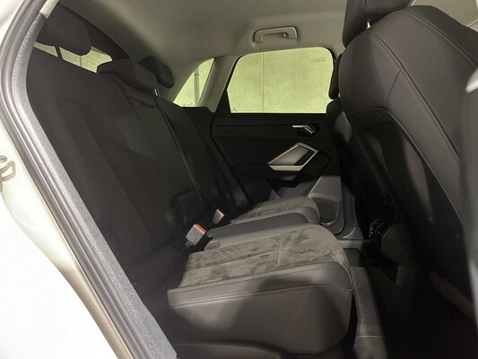 Audi Q3 35 TFSI Pro Line business 150hp 2020 (Original-NL + 1st owner), G-399-ZV