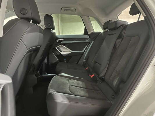 Audi Q3 35 TFSI Pro Line business 150hp 2020 (Original-NL + 1st owner), G-399-ZV