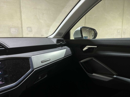 Audi Q3 35 TFSI Pro Line business 150hp 2020 (Original-NL + 1st owner), G-399-ZV