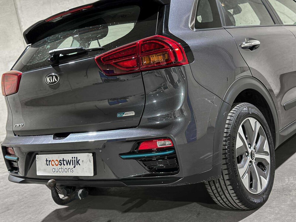 Kia e-Niro DynamicLine 64 kWh 204hp 2020 (Original-NL + 1st owner), J-072-TK