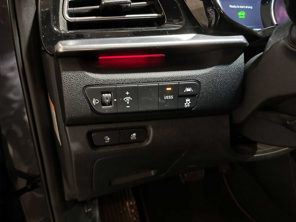 Kia e-Niro DynamicLine 64 kWh 204hp 2020 (Original-NL + 1st owner), J-072-TK