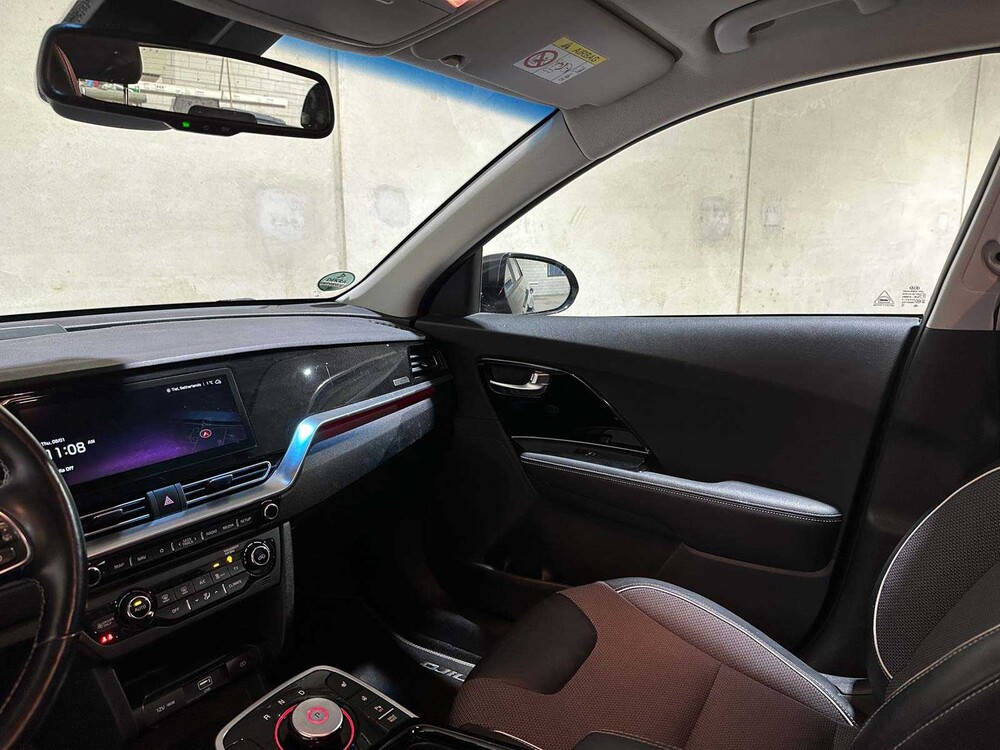 Kia e-Niro DynamicLine 64 kWh 204hp 2020 (Original-NL + 1st owner), J-072-TK