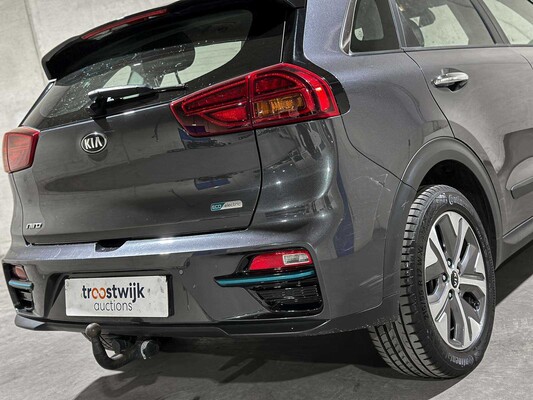 Kia e-Niro DynamicLine 64 kWh 204hp 2020 (Original-NL + 1st owner), J-072-TK