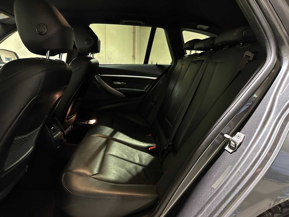 BMW 320d EDE Luxury 163pk 2015 (Origineel-NL) 3-serie Touring F31, HG-460-P