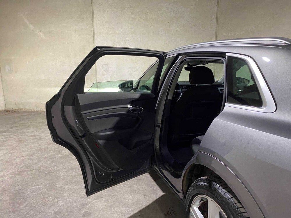 Audi e-tron 50 Quattro Launch Edition 71 kWh 313hp 2020 (Original-NL & 1st Owner), J-980-HF