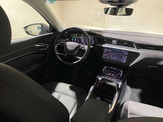 Audi e-tron 50 Quattro Launch Edition 71 kWh 313hp 2020 (Original-NL & 1st Owner), J-980-HF
