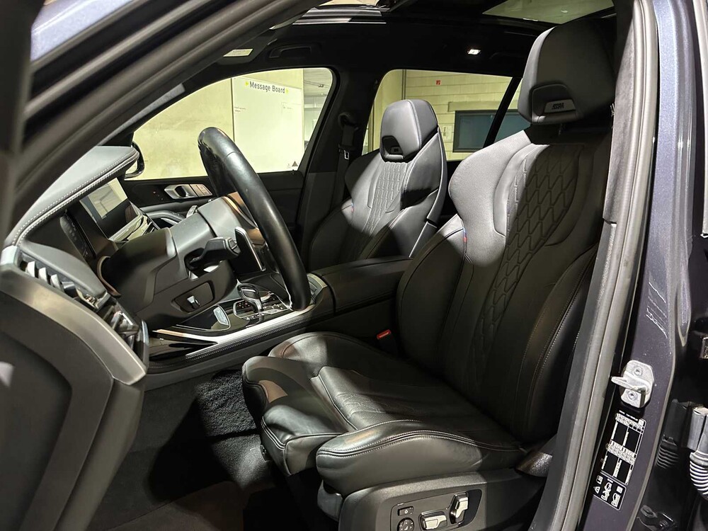 BMW X7 M50i 4.4 V8 High Executive M-Sport 530hp 2021 G07, P-038-DK