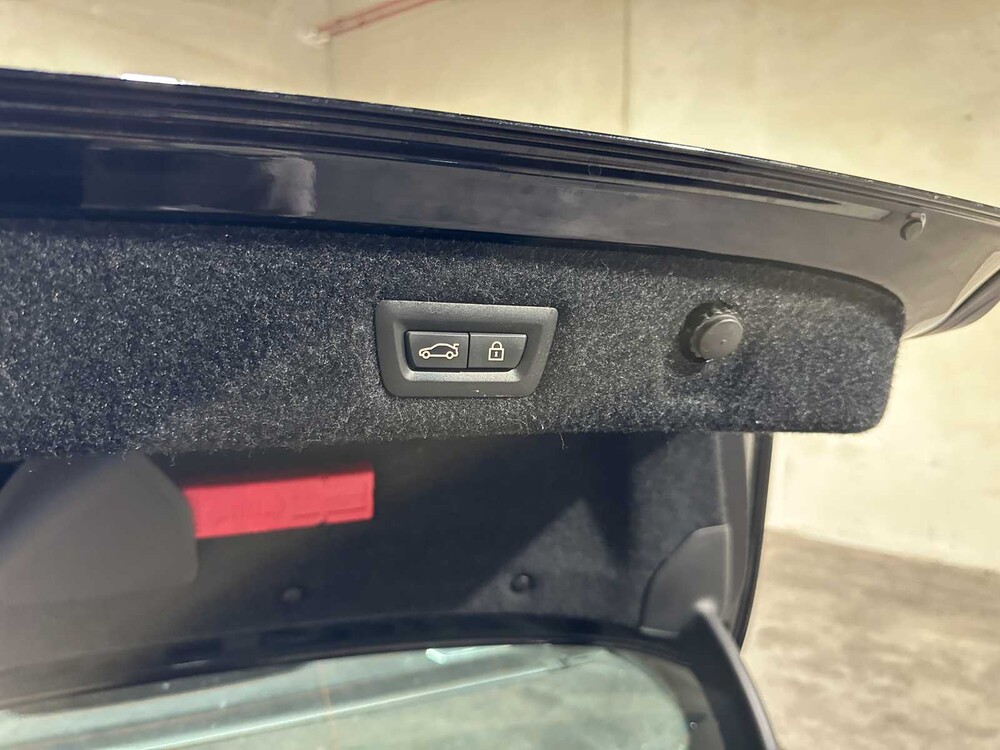 BMW M550i xDrive High Executive G30 462hp 2018 (Original-NL), RS-253-R