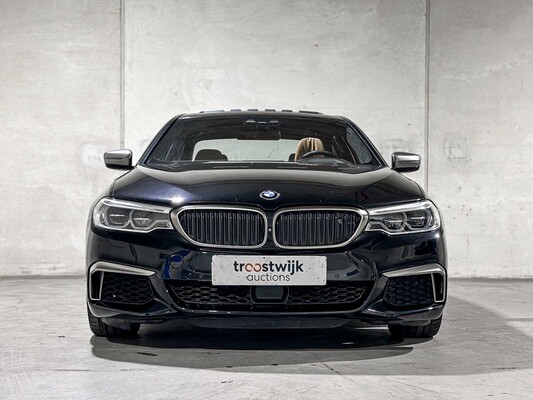 BMW M550i xDrive High Executive G30 462hp 2018 (Original-NL), RS-253-R