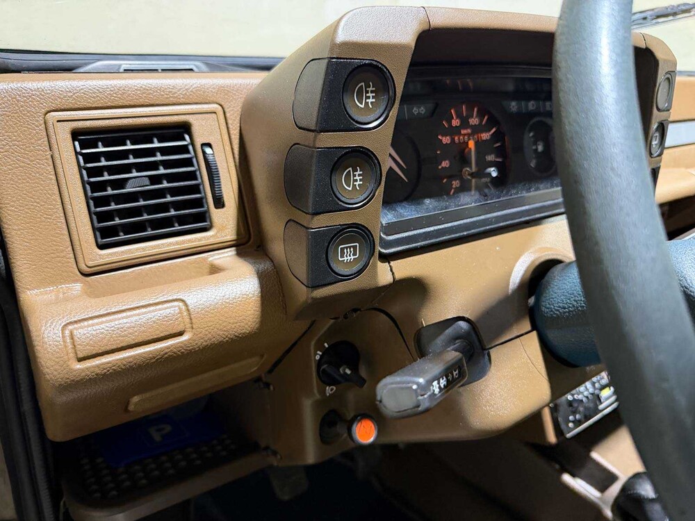 Citroen Visa 2-cyl 0.7 32hp 1984, J-692-DP