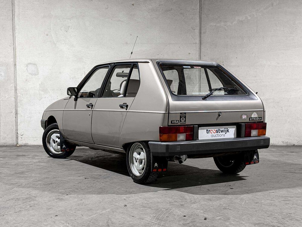 Citroen Visa 2-cyl 0.7 32hp 1984, J-692-DP