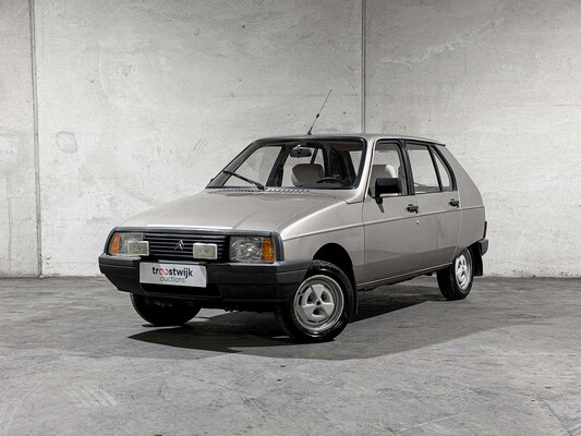 Citroen Visa 2-cyl 0.7 32hp 1984, J-692-DP