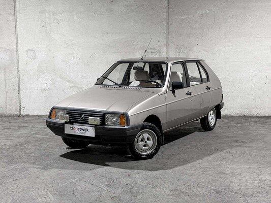 Citroen Visa 2-cyl 0.7 32hp 1984, J-692-DP
