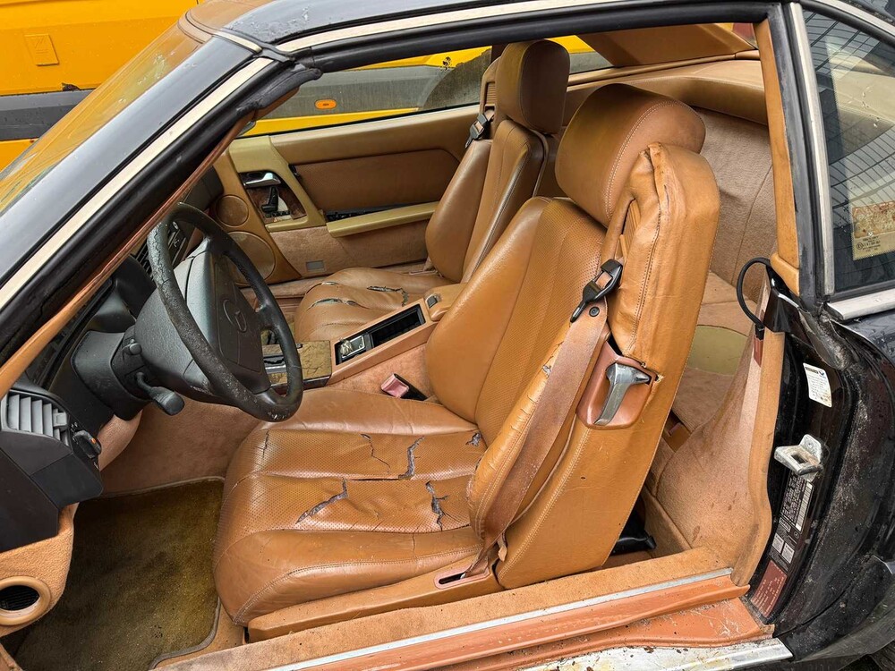 Mercedes-Benz SL500 Convertible 332PK 1992