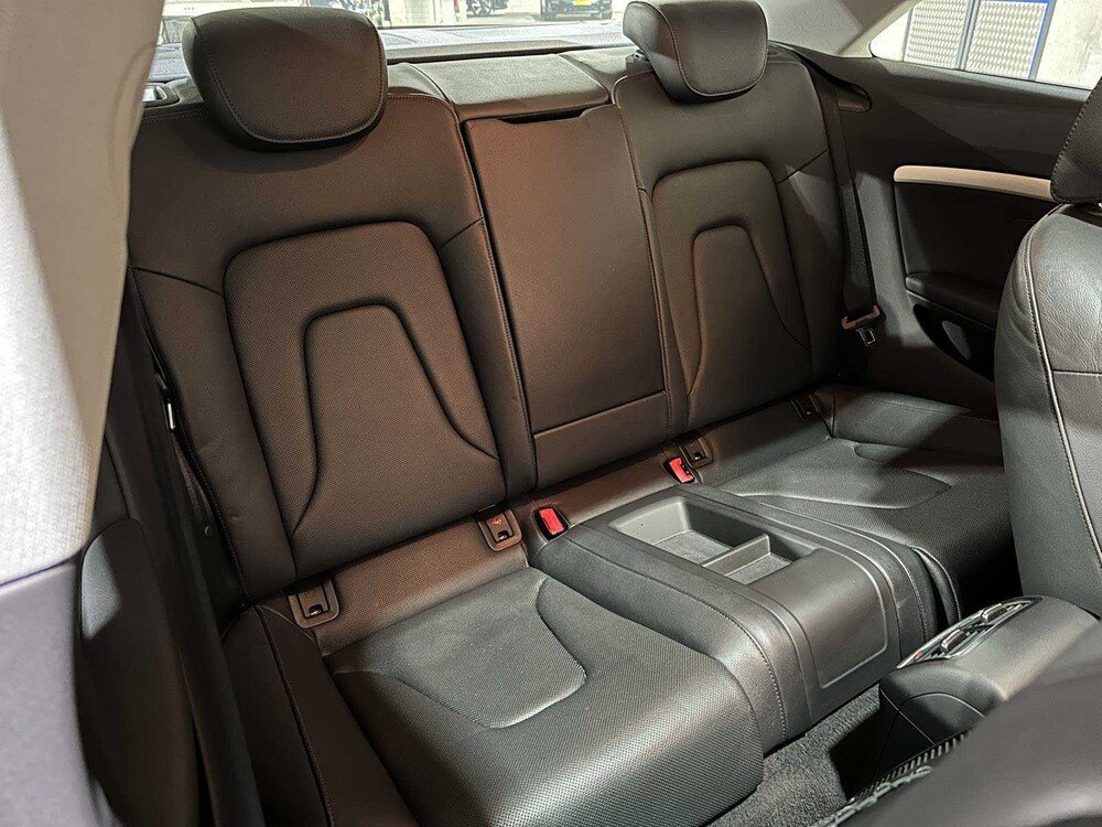 Audi RS5 Coupé 4.2 FSI V8 Quattro 450pk 2010, XN-941-L Youngtimer