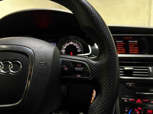 Audi RS5 Coupé 4.2 FSI V8 Quattro 450hp 2010, XN-941-L Youngtimer