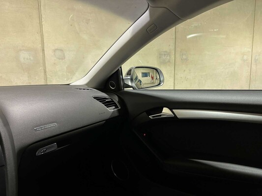 Audi RS5 Coupé 4.2 FSI V8 Quattro 450hp 2010, XN-941-L Youngtimer