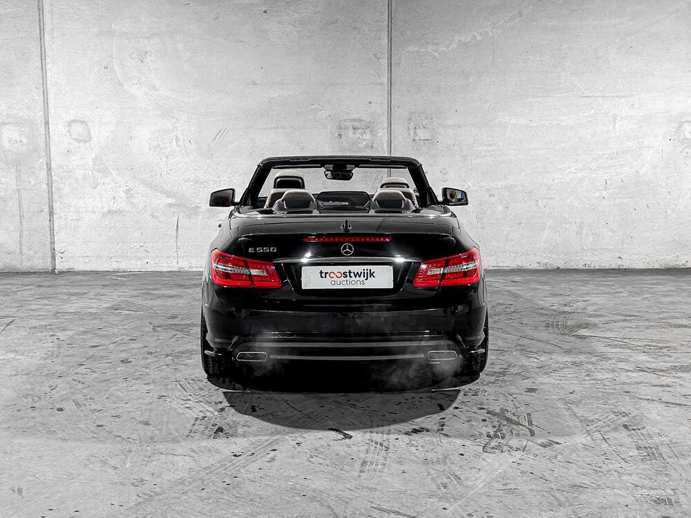 Mercedes-Benz E550 AMG Cabriolet Elegance 5.5 V8 387hp 2011 E-Class, NL-962-T