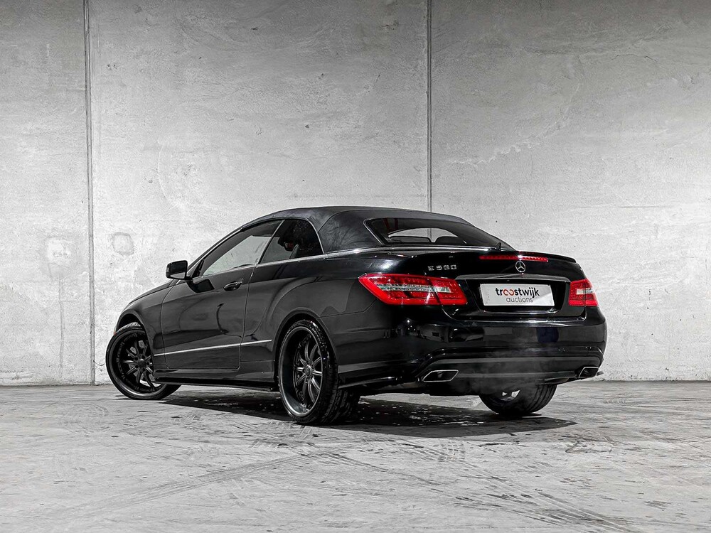 Mercedes-Benz E550 AMG Cabriolet Elegance 5.5 V8 387hp 2011 E-Class, NL-962-T