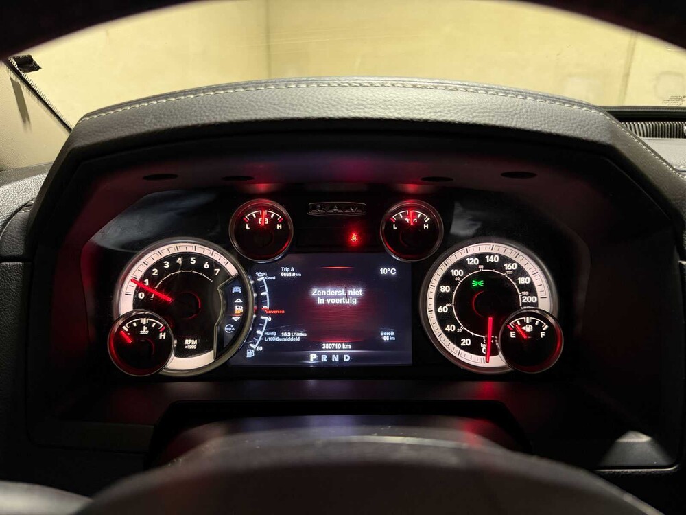 Dodge Ram 1500 5.7 V8 Quad Cab 6'4 401hp 2015 (Original-NL), VN-540-B Commercial Vehicle