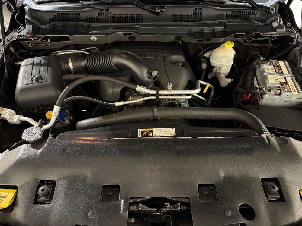 Dodge Ram 1500 5.7 V8 Quad Cab 6'4 401hp 2015 (Original-NL), VN-540-B Commercial Vehicle