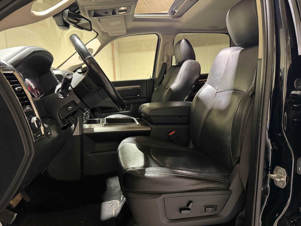 Dodge Ram 1500 5.7 V8 Quad Cab 6'4 401hp 2015 (Original-NL), VN-540-B Commercial Vehicle