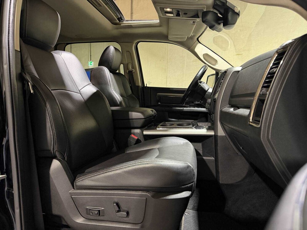 Dodge Ram 1500 5.7 V8 Quad Cab 6'4 401pk 2015 (Origineel-NL), VN-540-B Bedrijfswagen