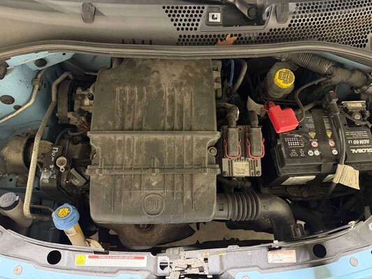 Fiat 500 1.2 Lounge 69hp 2011, 14-RBX-4