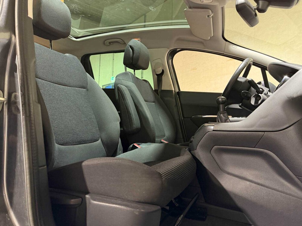 Peugeot 5008 1.6 VTi Active 5p. 120hp 2012, 77-TLK-4