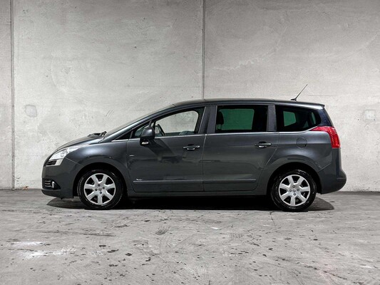 Peugeot 5008 1.6 VTi Active 5p. 120hp 2012, 77-TLK-4
