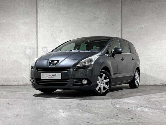 Passenger cars and commercial vehicles in Tiel