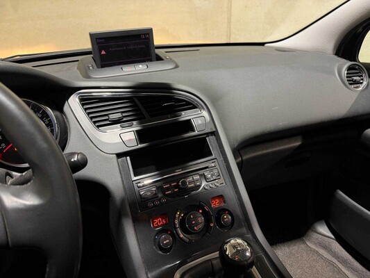 Peugeot 5008 1.6 VTi Active 5p. 120hp 2012, 77-TLK-4