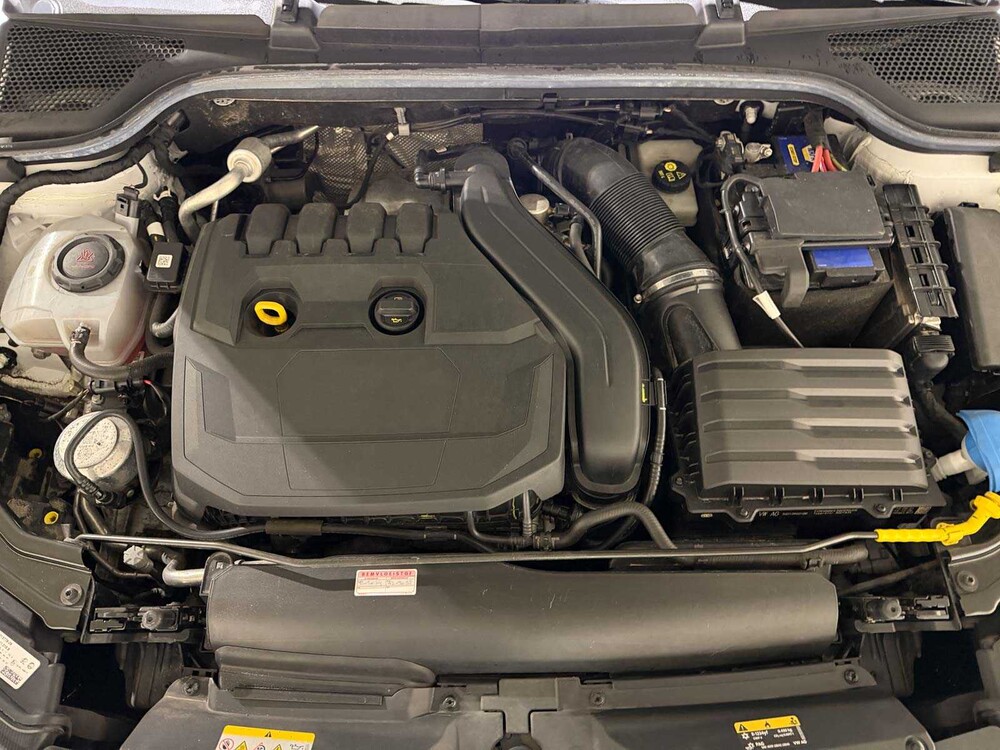 Skoda Kamiq 1.5 TSI ACT Sport Business 150hp 2021 Automatic (Original-NL), R-487-GS