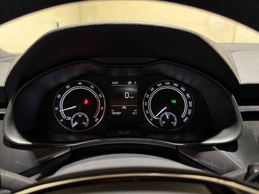 Skoda Kamiq 1.5 TSI ACT Sport Business 150hp 2021 Automatic (Original-NL), R-487-GS