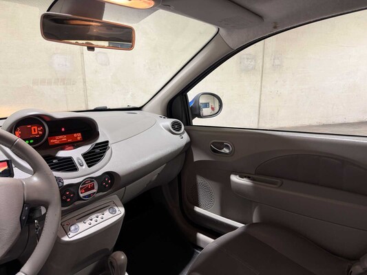 Renault Twingo 1.2-16V Initiale 76hp 2008, 83-ZR-JS