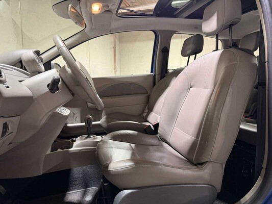 Renault Twingo 1.2-16V Initiale 76hp 2008, 83-ZR-JS