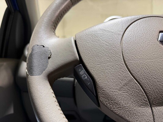 Renault Twingo 1.2-16V Initiale 76pk 2008, 83-ZR-JS