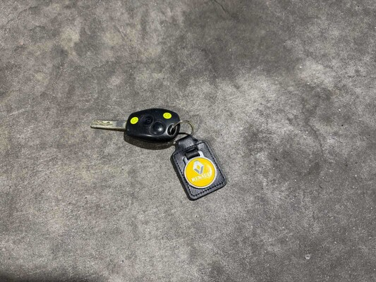 Renault Twingo 1.2-16V Initiale 76pk 2008, 83-ZR-JS