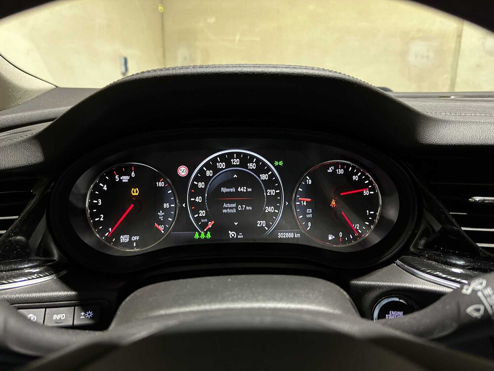 Opel Insignia Sports Tourer 1.6 CDTI EcoTec Innovation 136hp 2018, RR-215-N