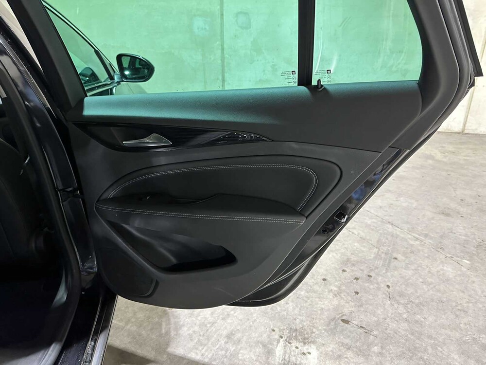 Opel Insignia Sports Tourer 1.6 CDTI EcoTec Innovation 136hp 2018, RR-215-N